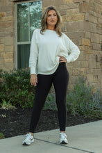 Load image into Gallery viewer, Black FLEECE FULL LENGTH LEGGINGS with Pockets