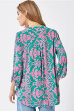Load image into Gallery viewer, 3/4 Sleeve Emerald Pink Floral Blouse