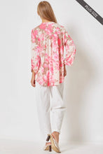 Load image into Gallery viewer, 3/4 Sleeve Plus Size Oyster Pink Floral Blouse
