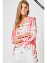 Load image into Gallery viewer, 3/4 Sleeve Plus Size Oyster Pink Floral Blouse
