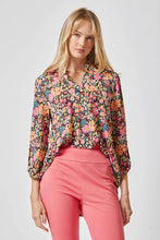 Load image into Gallery viewer, 3/4 Sleeve Strawberry Peach Blouse
